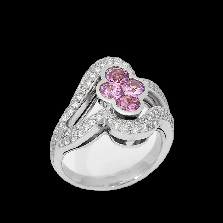 Bague Trèfle Rose Diamant