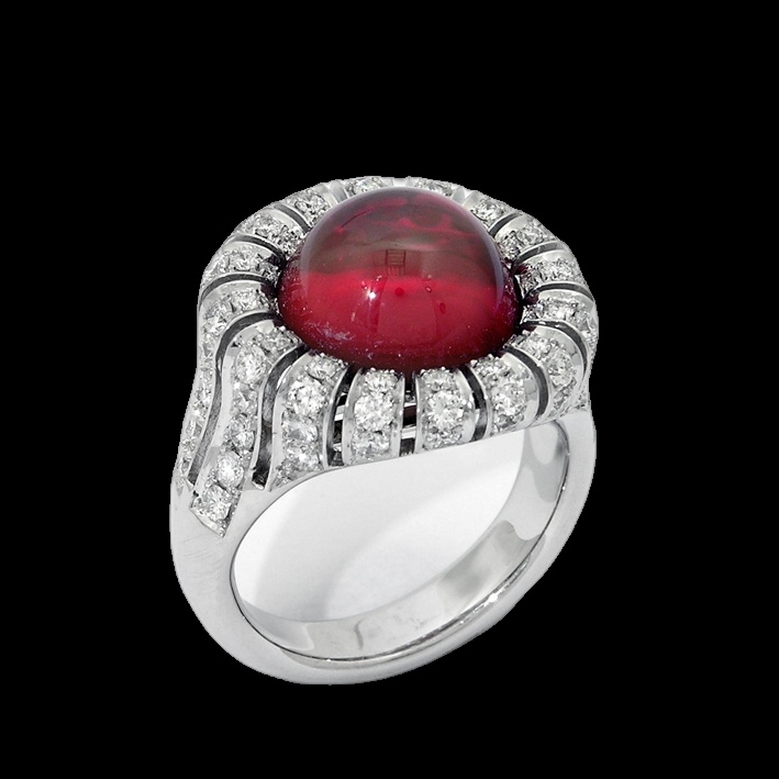 Bague Rubis Royal Rayonnant